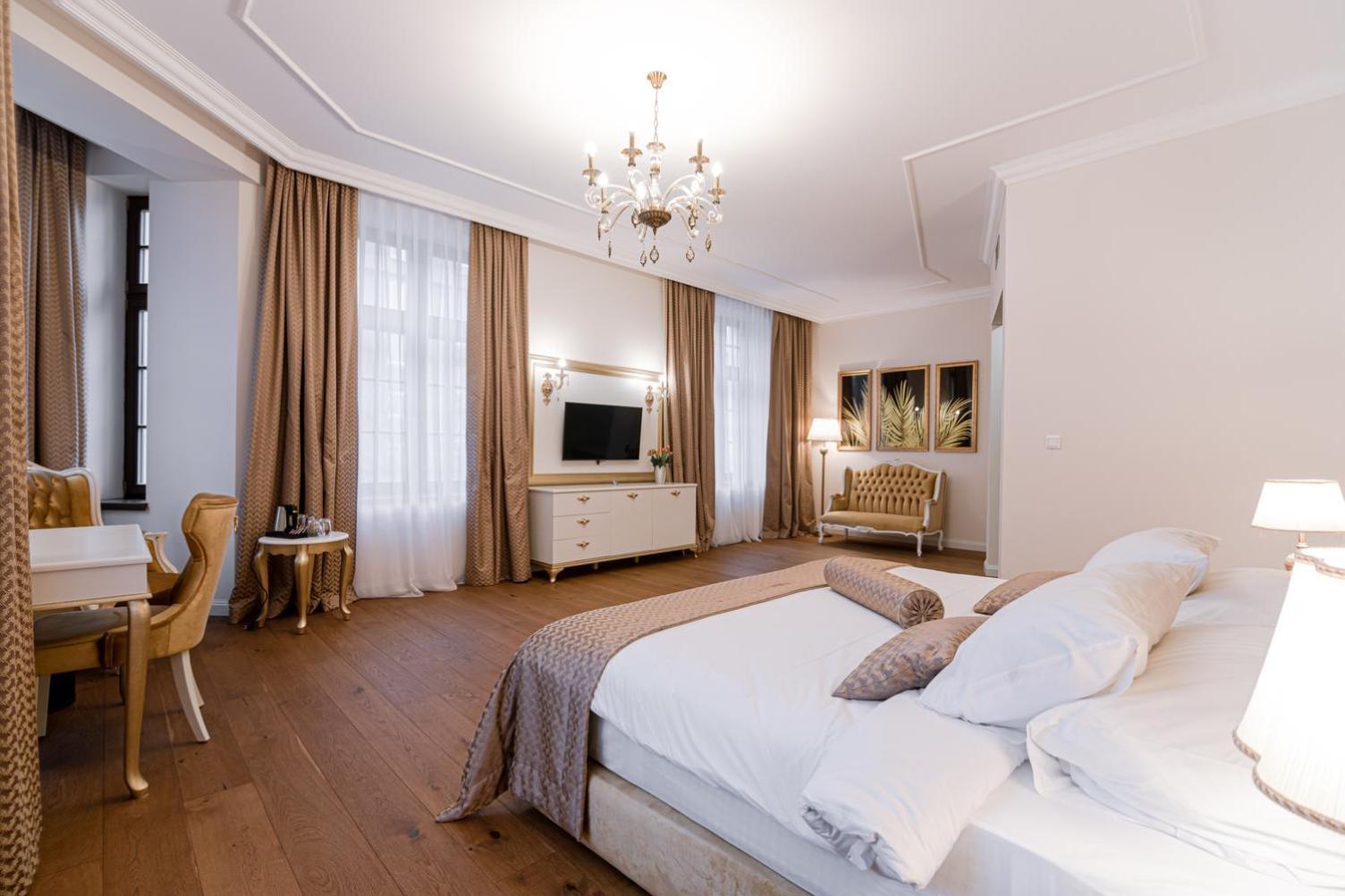 Hotel Michael'S Palace Kosice Bagian luar foto