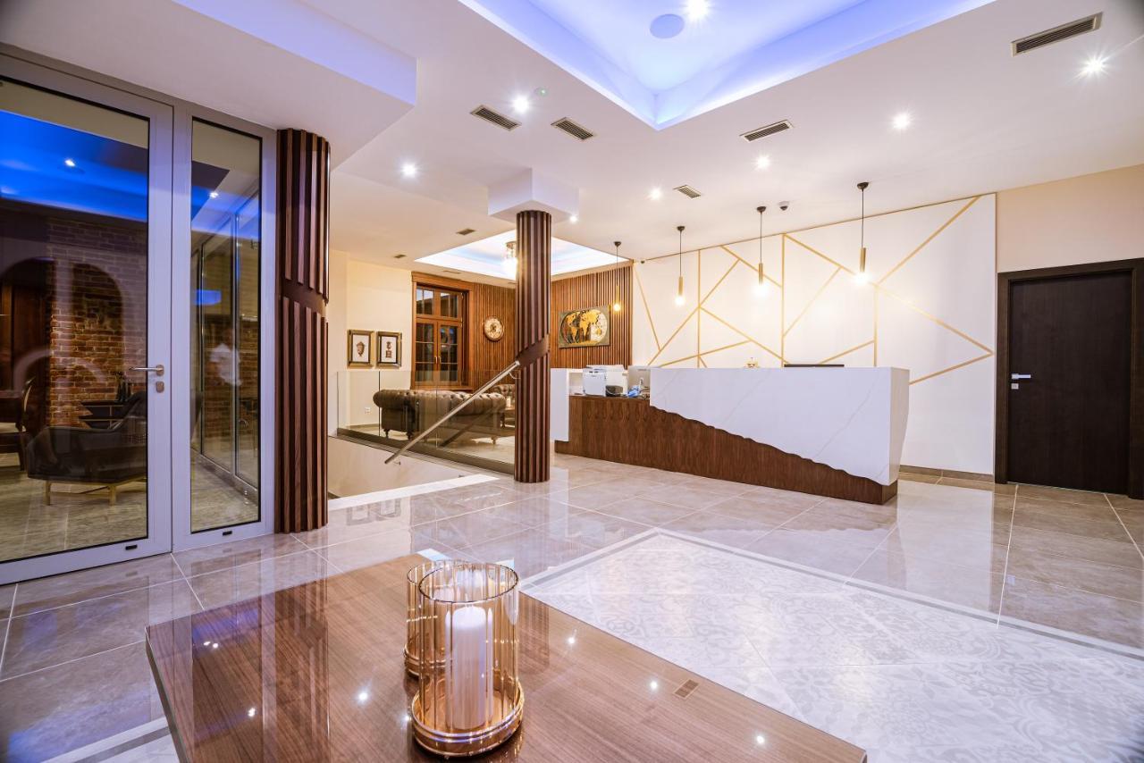 Hotel Michael'S Palace Kosice Bagian luar foto
